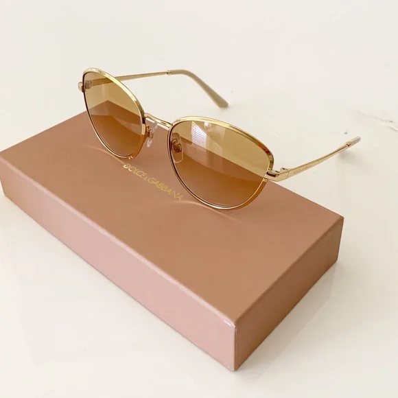 Dolce & Gabbana Sunglasses - NEW - Picture 4 of 9